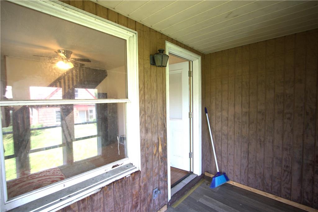 233 Allen Avenue Donora, PA 15033 - Photo 9 of 31 View of Enclosed Sunporch off Dining Room (Family Room) of Alley House