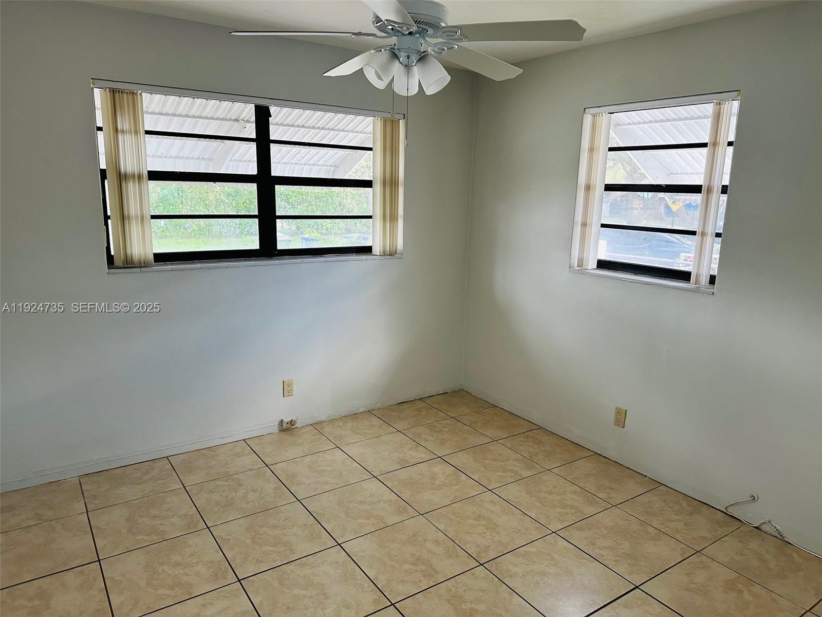 521 Southwest 9th Street, Unit 1 Hallandale Beach, FL 33009 - Photo 11 of 15