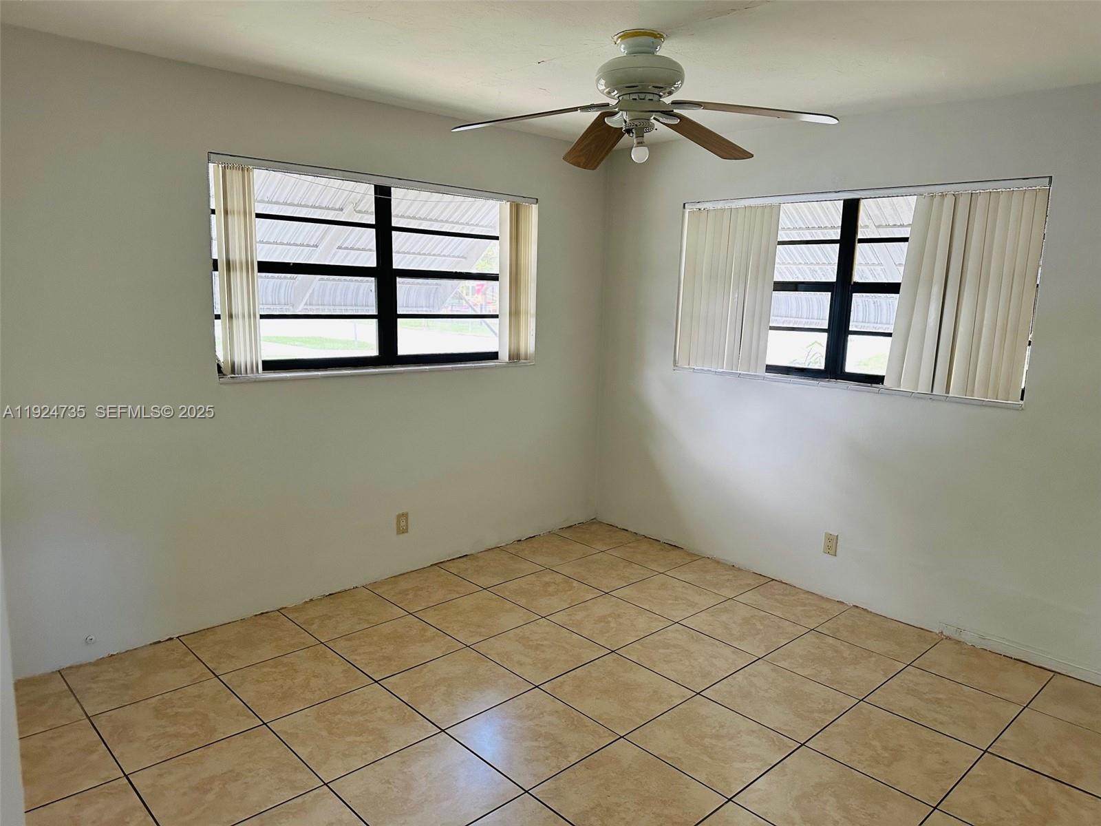 521 Southwest 9th Street, Unit 1 Hallandale Beach, FL 33009 - Photo 7 of 15