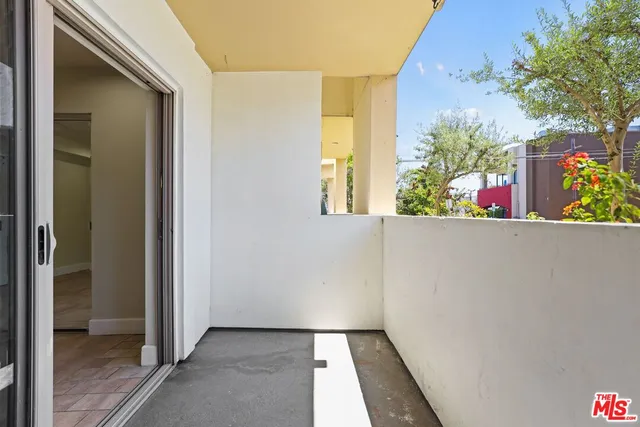 $2,495 | 1446 Armacost Avenue, Unit 107, Los Angeles, CA 90025