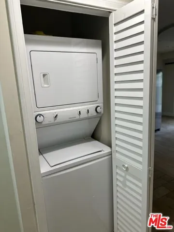 $2,495 | 1446 Armacost Avenue, Unit 107, Los Angeles, CA 90025