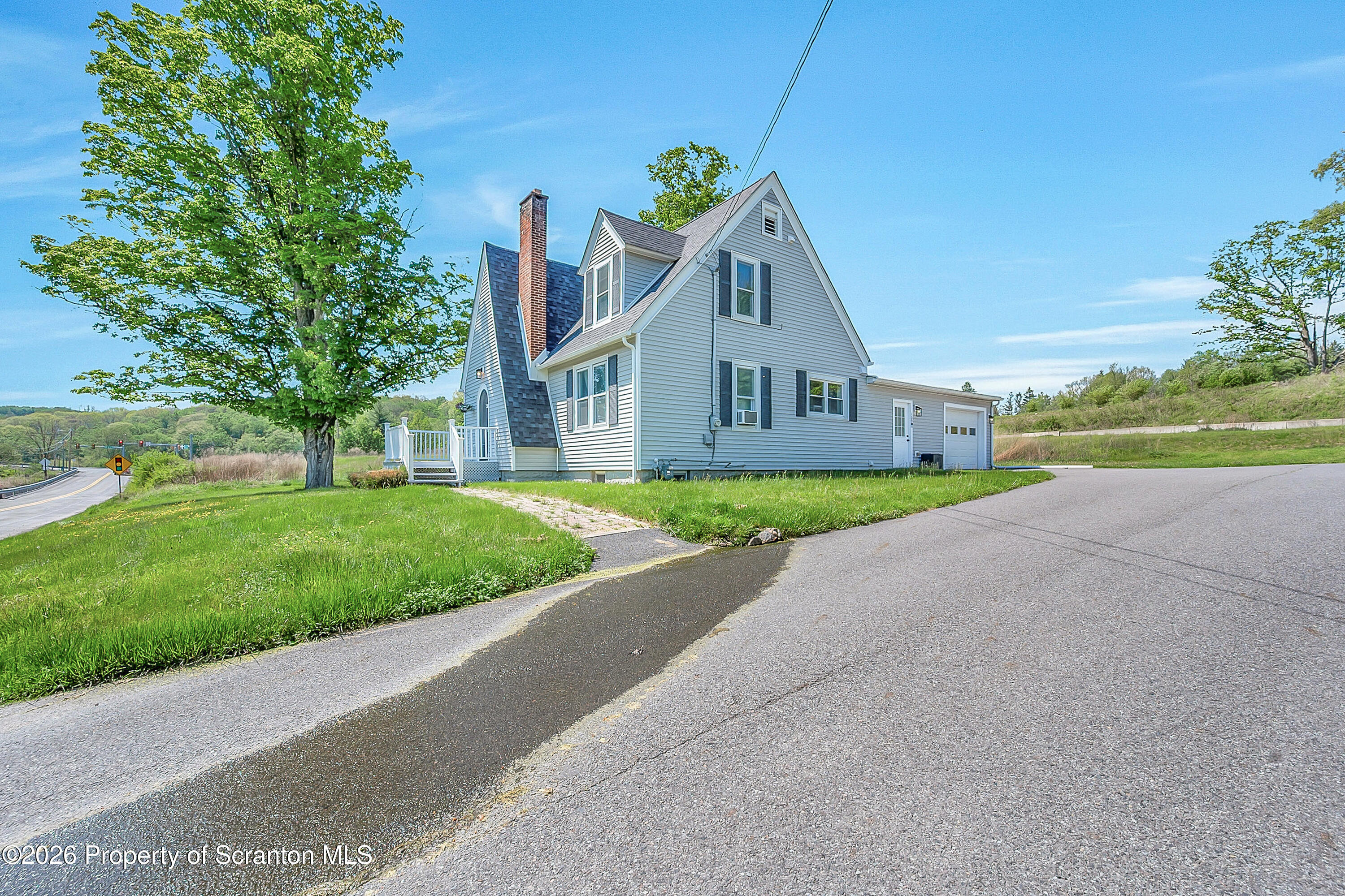 109 Ackerly Road Clarks Summit, PA 18411 - Photo 2 of 49 Driveway