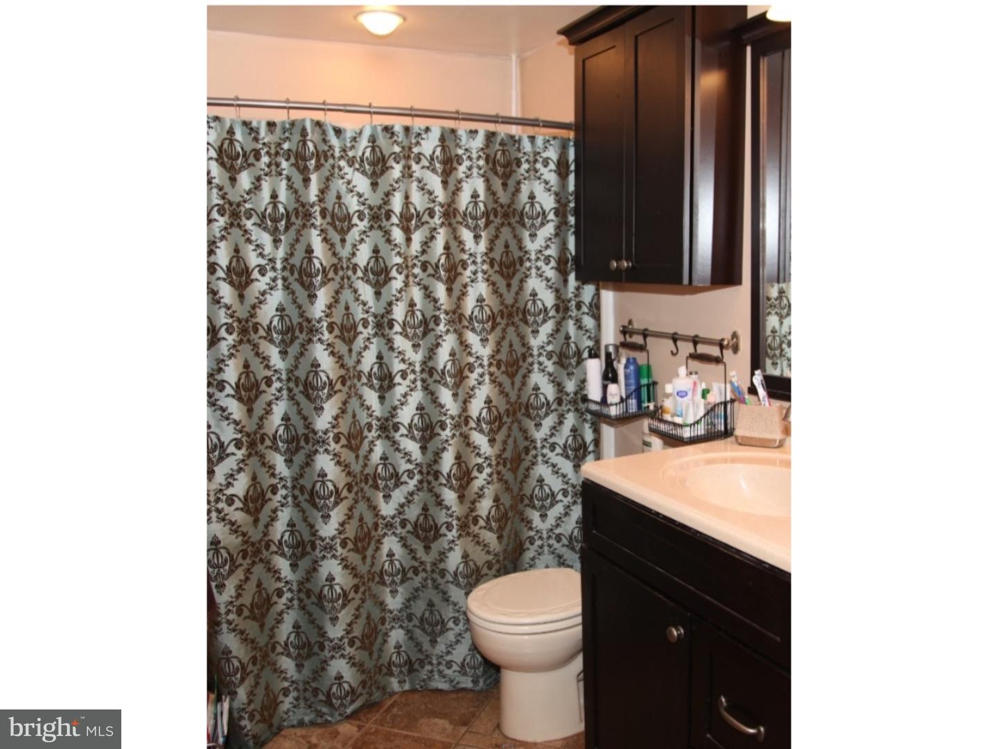 407 Junction Road Berlin, NJ 08009 - Photo 15 of 16 Bathroom