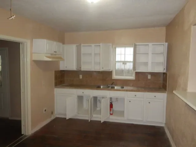 $1,699 | 6405 Conley Street, Houston, TX 77021