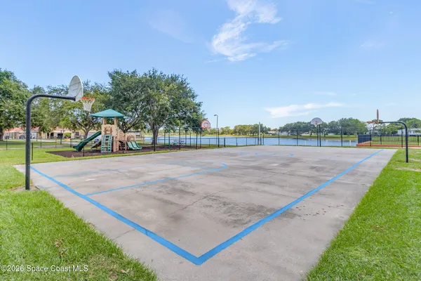$200,000 | 1427 Barefoot Circle, Barefoot Bay, FL 32976