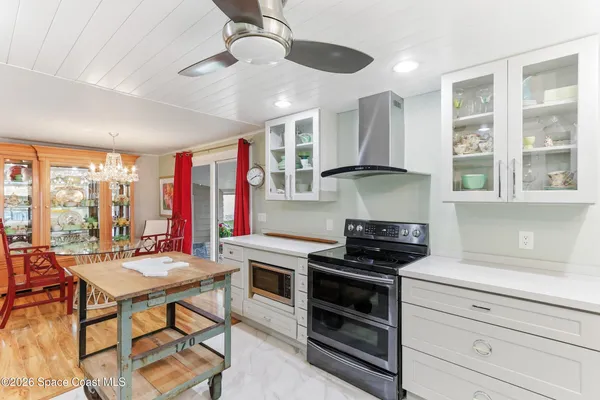 $200,000 | 1427 Barefoot Circle, Barefoot Bay, FL 32976