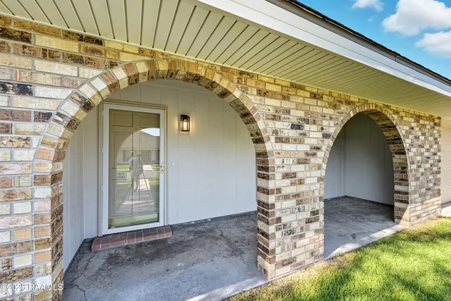 $2,200 | 119 Canada Drive, Lafayette, LA 70506
