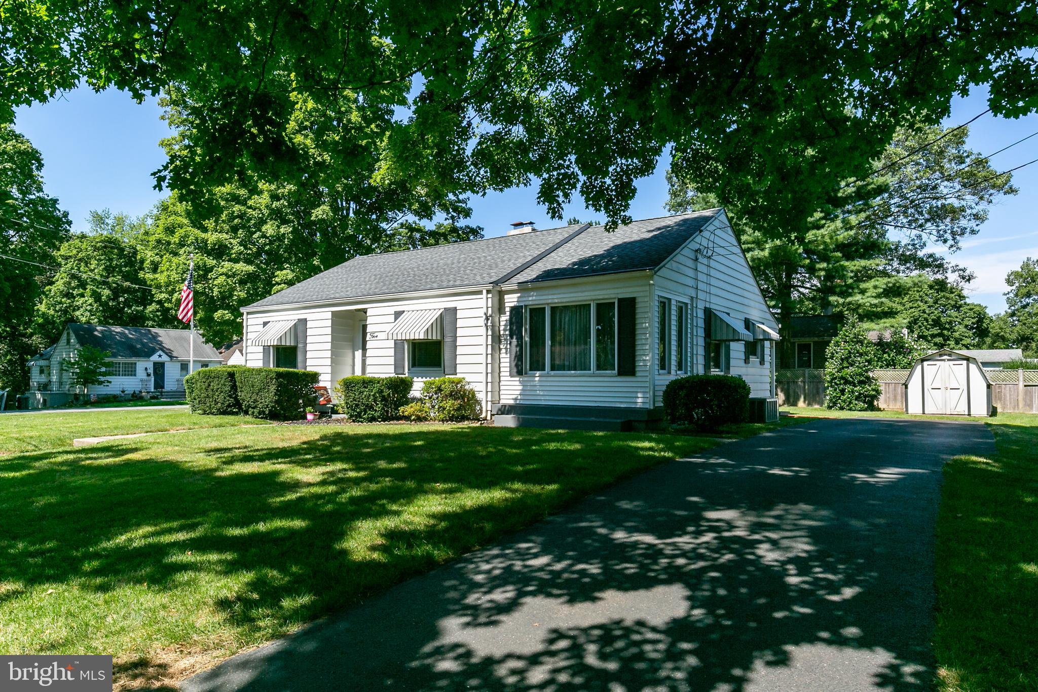 5 Cedar Lane Pemberton, NJ 08068 - Photo 3 of 27 Gallery Image 3