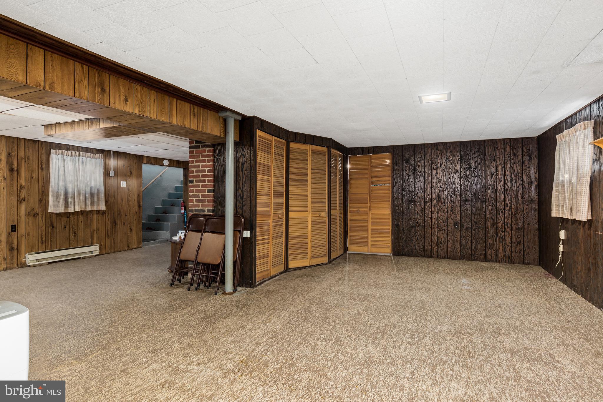 5 Cedar Lane Pemberton, NJ 08068 - Photo 21 of 27 Family Entertaining provided in this huge space