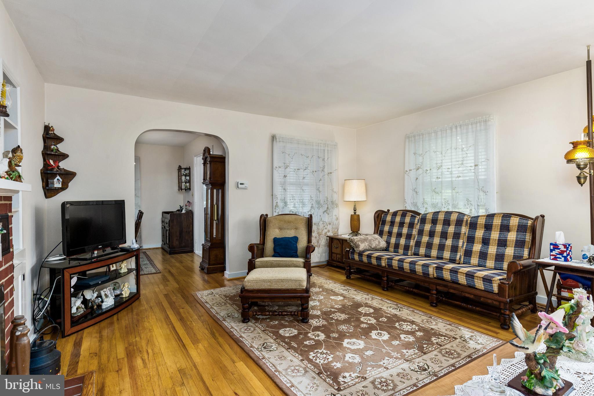 5 Cedar Lane Pemberton, NJ 08068 - Photo 7 of 27 Another view of the living room