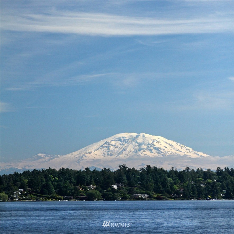 6445 Northeast Windermere Road Seattle, WA 98105 - Photo 2 of 3