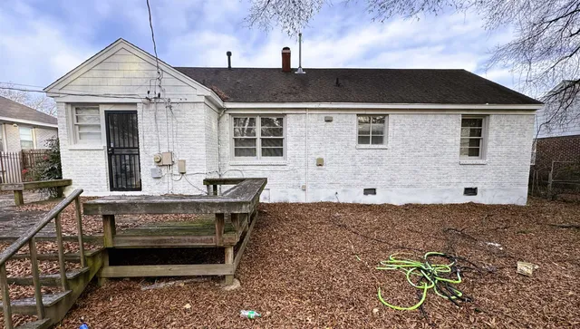 $1,688 | 1331 Colonial Road, Memphis, TN 38117