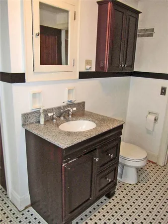 $2,350 | 2577 Elmwood Avenue, Brighton, NY 14618