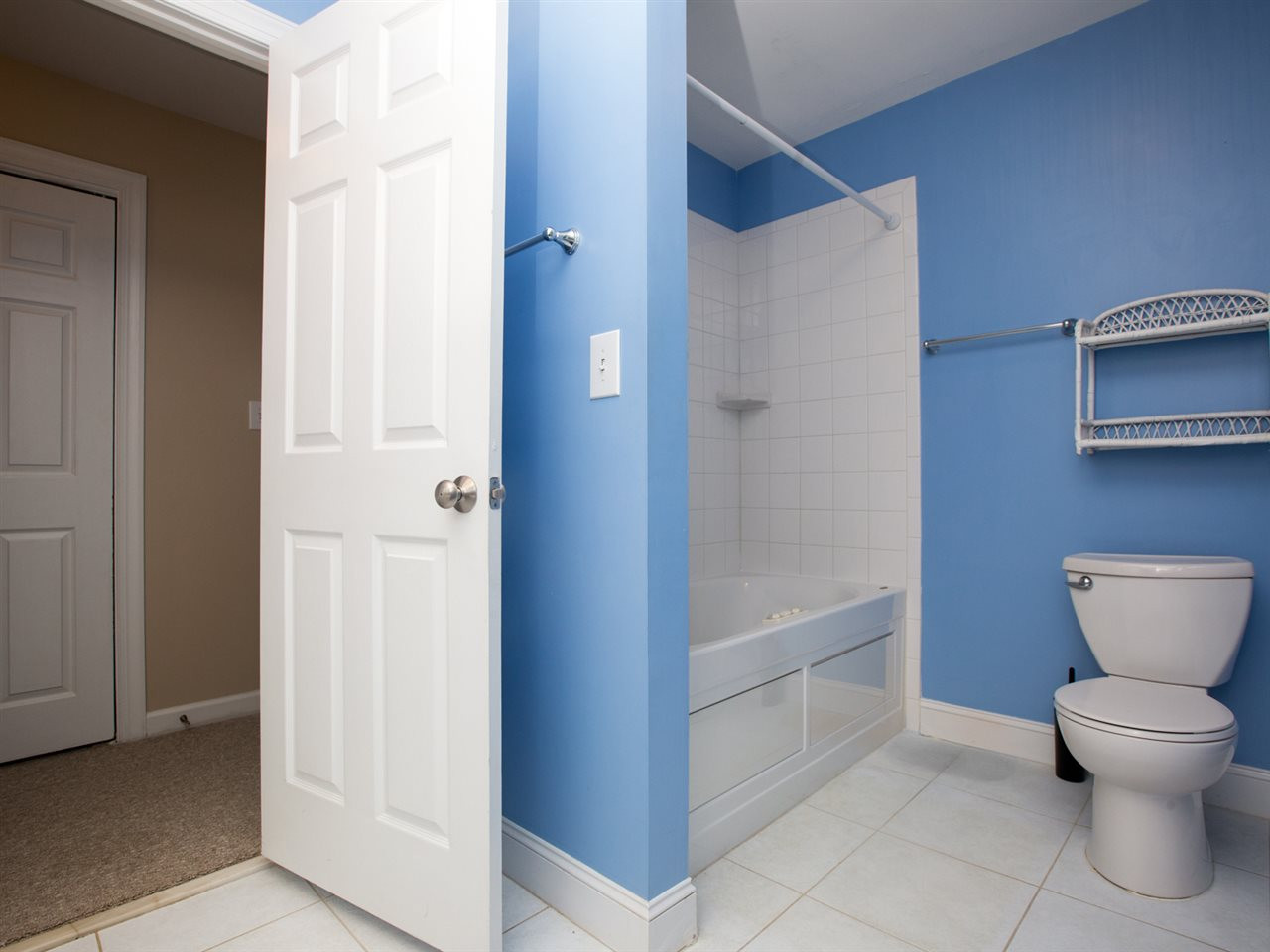 12409 Whartons Way Raleigh, NC 27613 - Photo 18 of 25 Photo 18