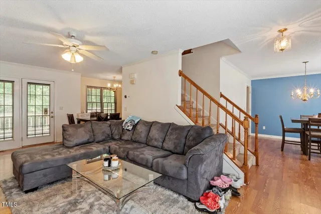 a view of entryway and hall