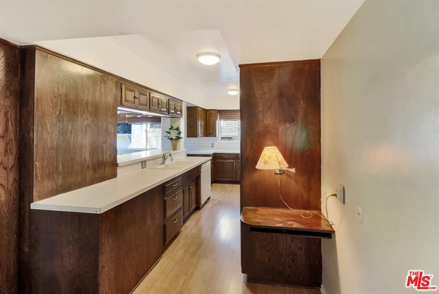 23715 Valley View Road Calabasas, CA 91302 - Photo 22 of 42