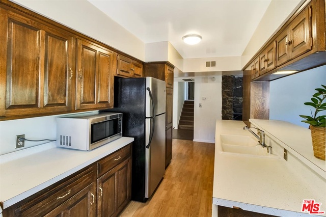 23715 Valley View Road Calabasas, CA 91302 - Photo 25 of 42