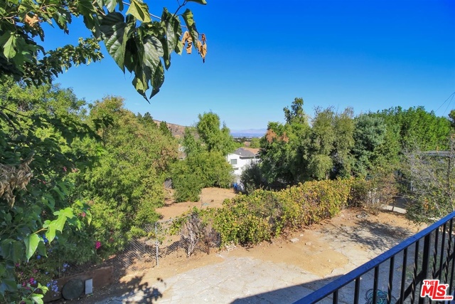 23715 Valley View Road Calabasas, CA 91302 - Photo 36 of 42