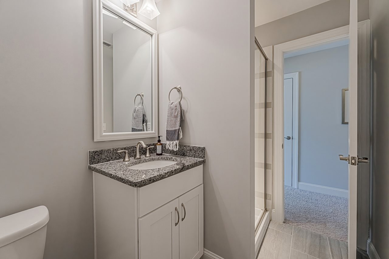 7605 Stonehenge Farm Lane Raleigh, NC 27613 - Photo 27 of 30 3rd floor bathroom