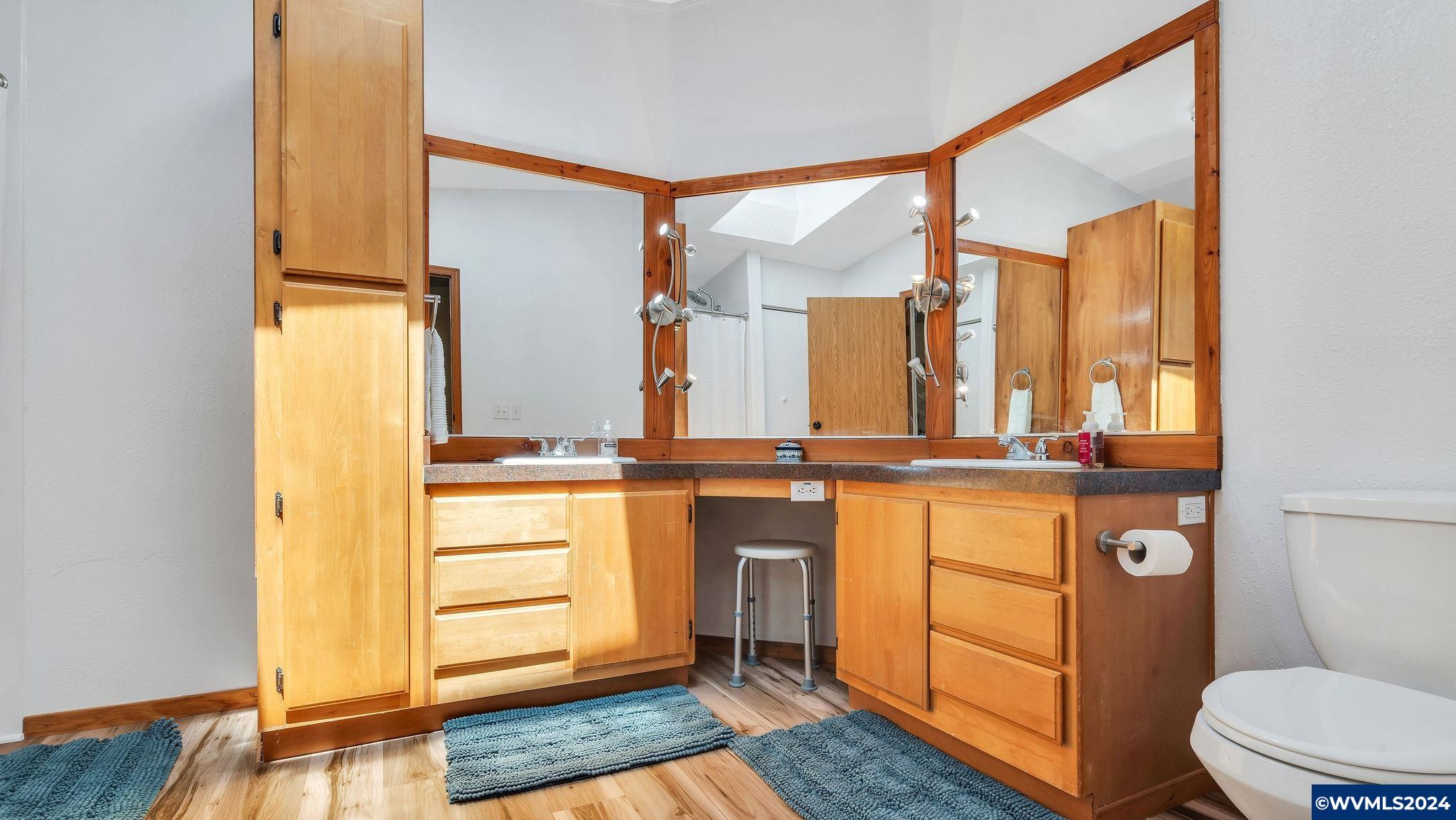15715 South Wave Road Mulino, OR 97042 - Photo 16 of 31 Gallery Image 16