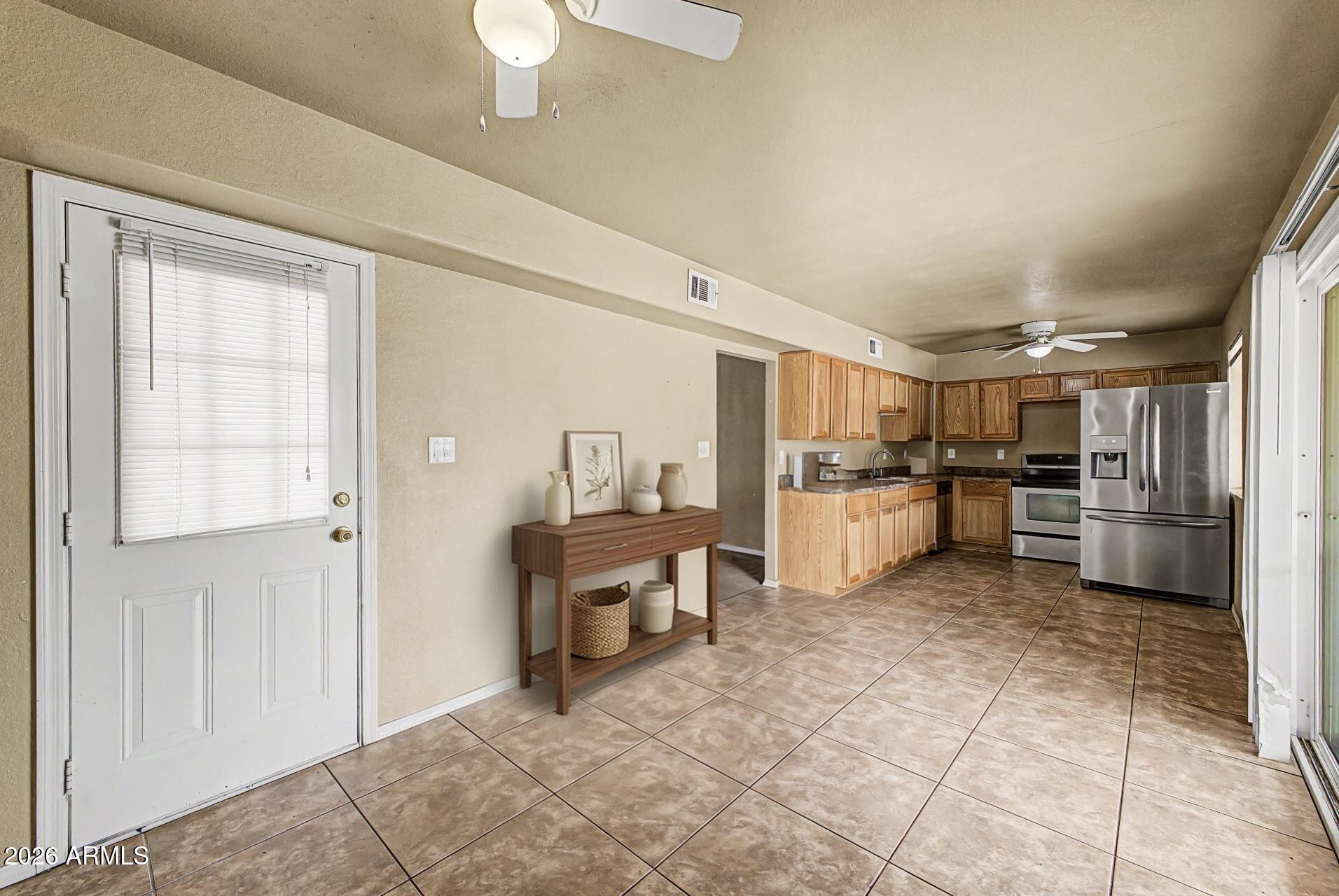 6307 West Osborn Road Phoenix, AZ 85033 - Photo 4 of 10
