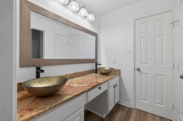 a bathroom with a toilet