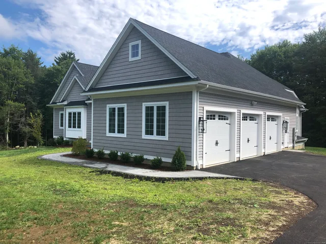 $799,000 | 10 Maple View Trail, Litchfield, CT 06759