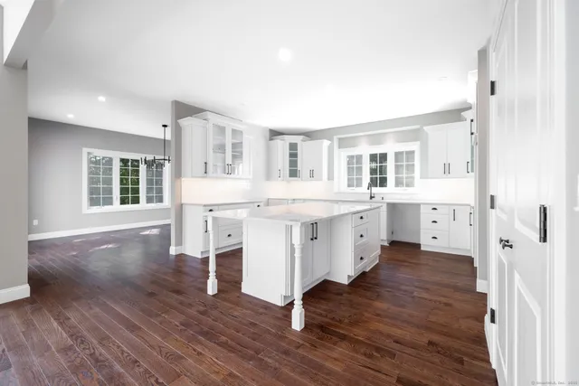 $799,000 | 10 Maple View Trail, Litchfield, CT 06759