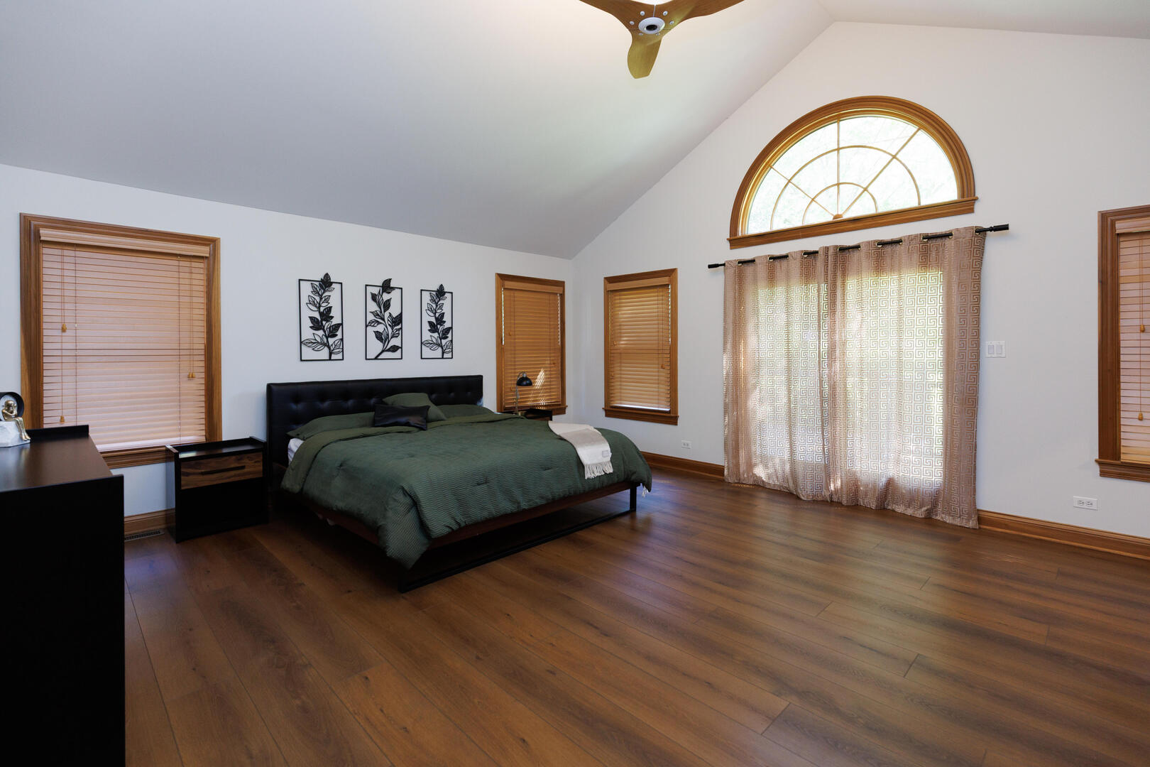 5-s571 Tuthill Road Naperville, IL 60563 - Photo 24 of 32 Gallery Image 24