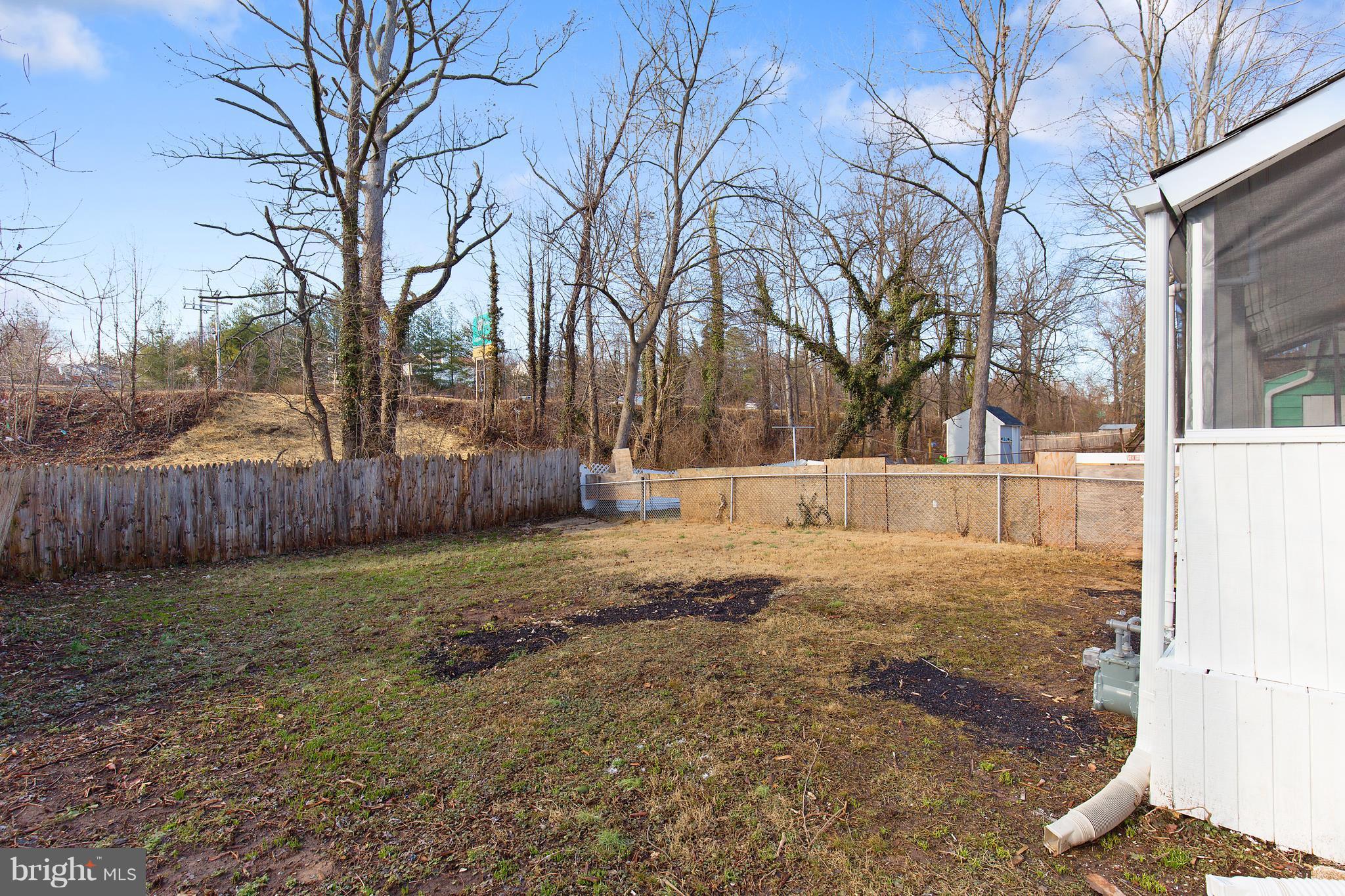 7700 Muncy Road Landover, MD 20785 - Photo 29 of 29 a view of yard with tree