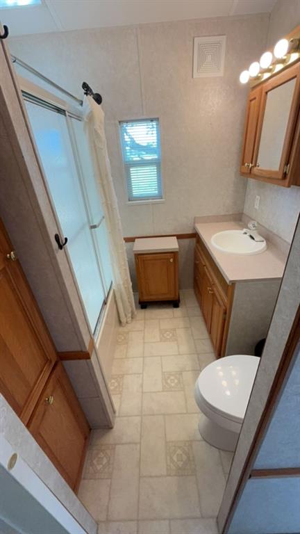 3130 Parkerville Road, Unit 18 Lancaster, TX 75146 - Photo 8 of 8 Gallery Image 8