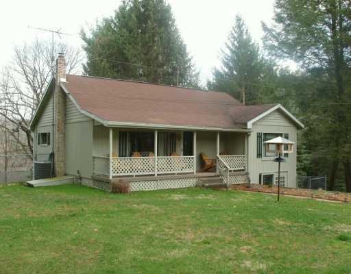 1036 Valley Road New Castle, PA 16105 - Photo 1 of 5 Exterior Front.