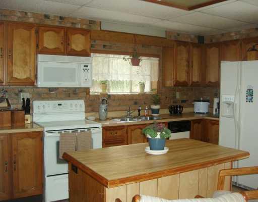 1036 Valley Road New Castle, PA 16105 - Photo 2 of 5 Kitchen.