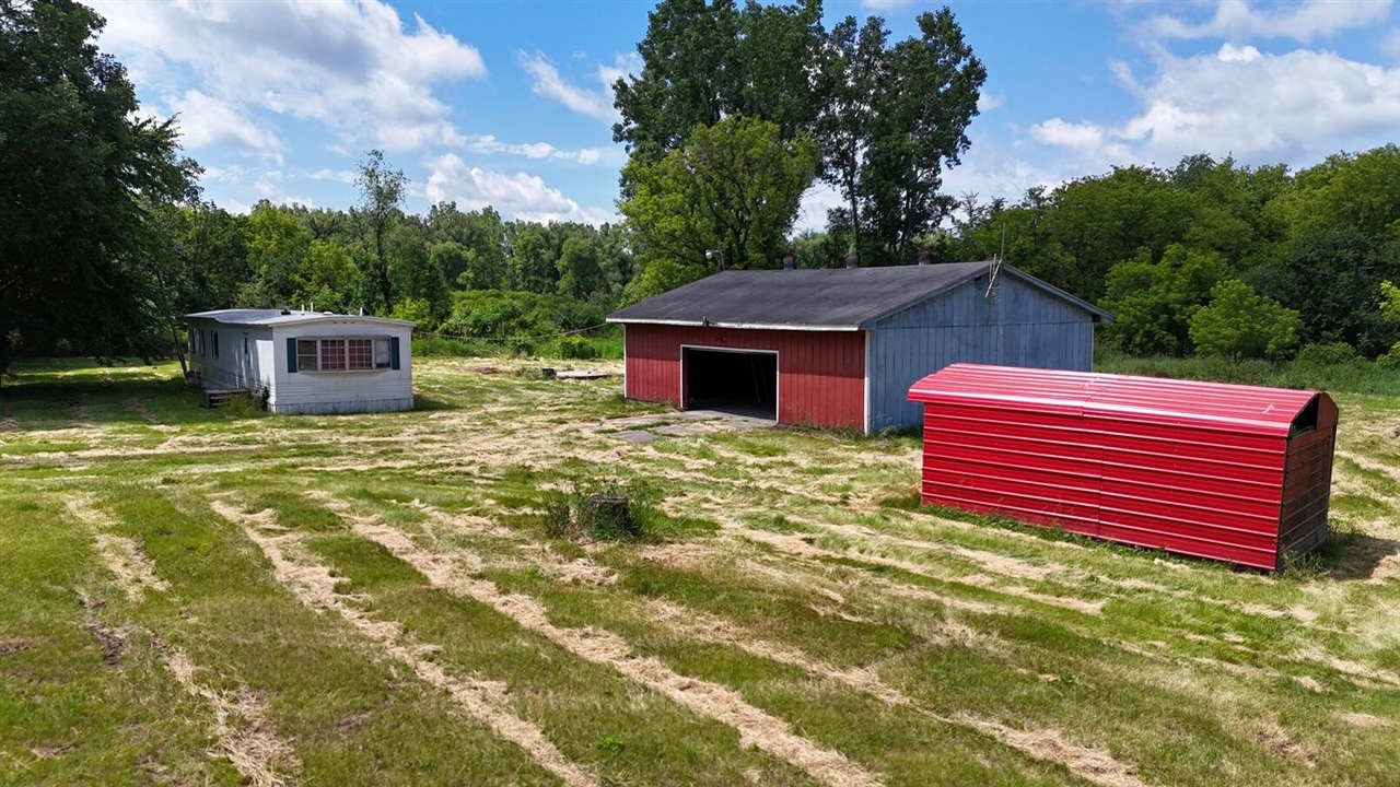 9500 North Meridian Road Pleasant Lake, MI 49272 - Photo 2 of 61