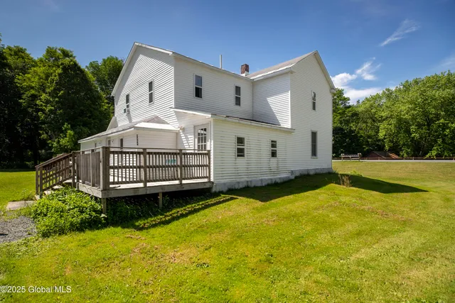 $599,900 | 17564 Highway 22, Berlin, NY 12022