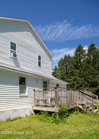 $599,900 | 17564 Highway 22, Berlin, NY 12022