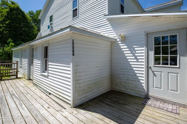 $599,900 | 17564 Highway 22, Berlin, NY 12022