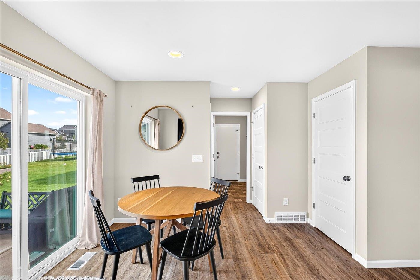 618 Prospect Road Waunakee, WI 53597 - Photo 19 of 52 Gallery Image 19