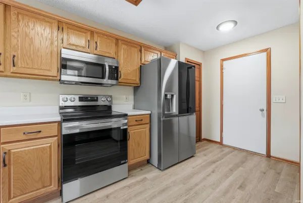 $1,695 | 7455 Montclair Drive, Fort Wayne, IN 46804