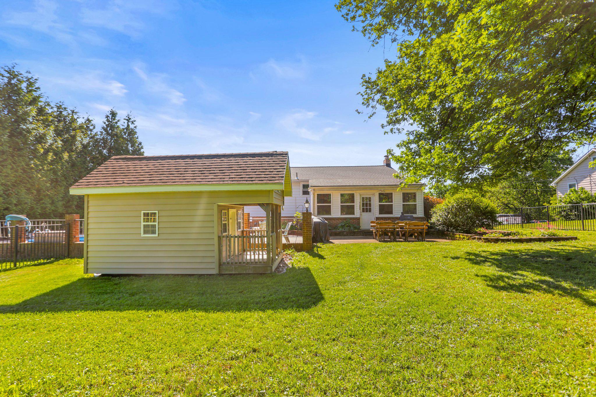 1734 Cemetery Road York, PA 17408 - Photo 17 of 52