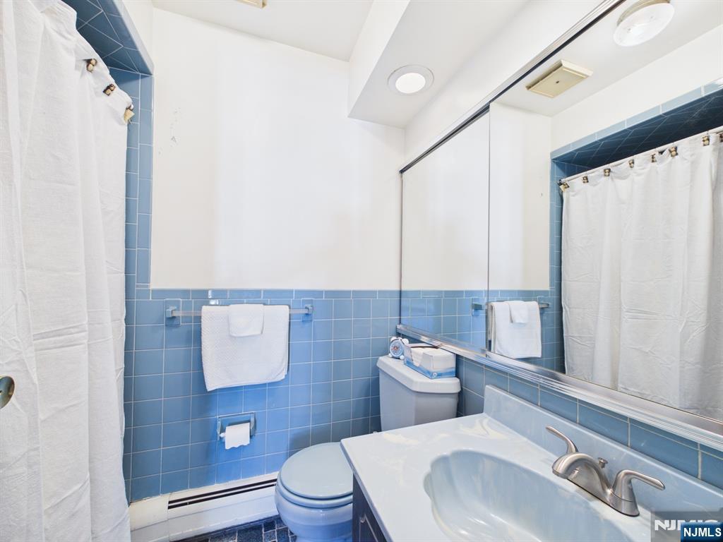 364 West Ridgewood Avenue, Unit 5 Ridgewood, NJ 07450 - Photo 13 of 18 Gallery Image 13