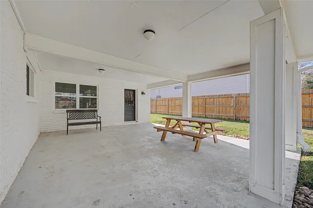 $323,000 | 1719 Eastvale Drive, Spring, TX 77386