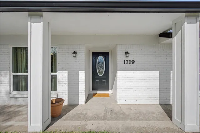 $323,000 | 1719 Eastvale Drive, Spring, TX 77386