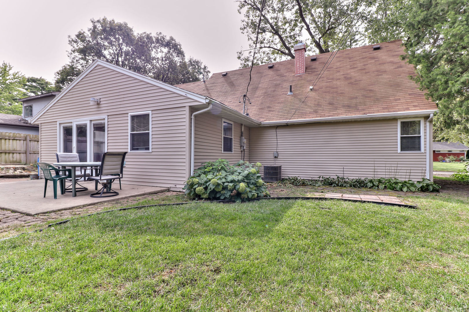 1602 Sheridan Road Champaign, IL 61821 - Photo 8 of 39