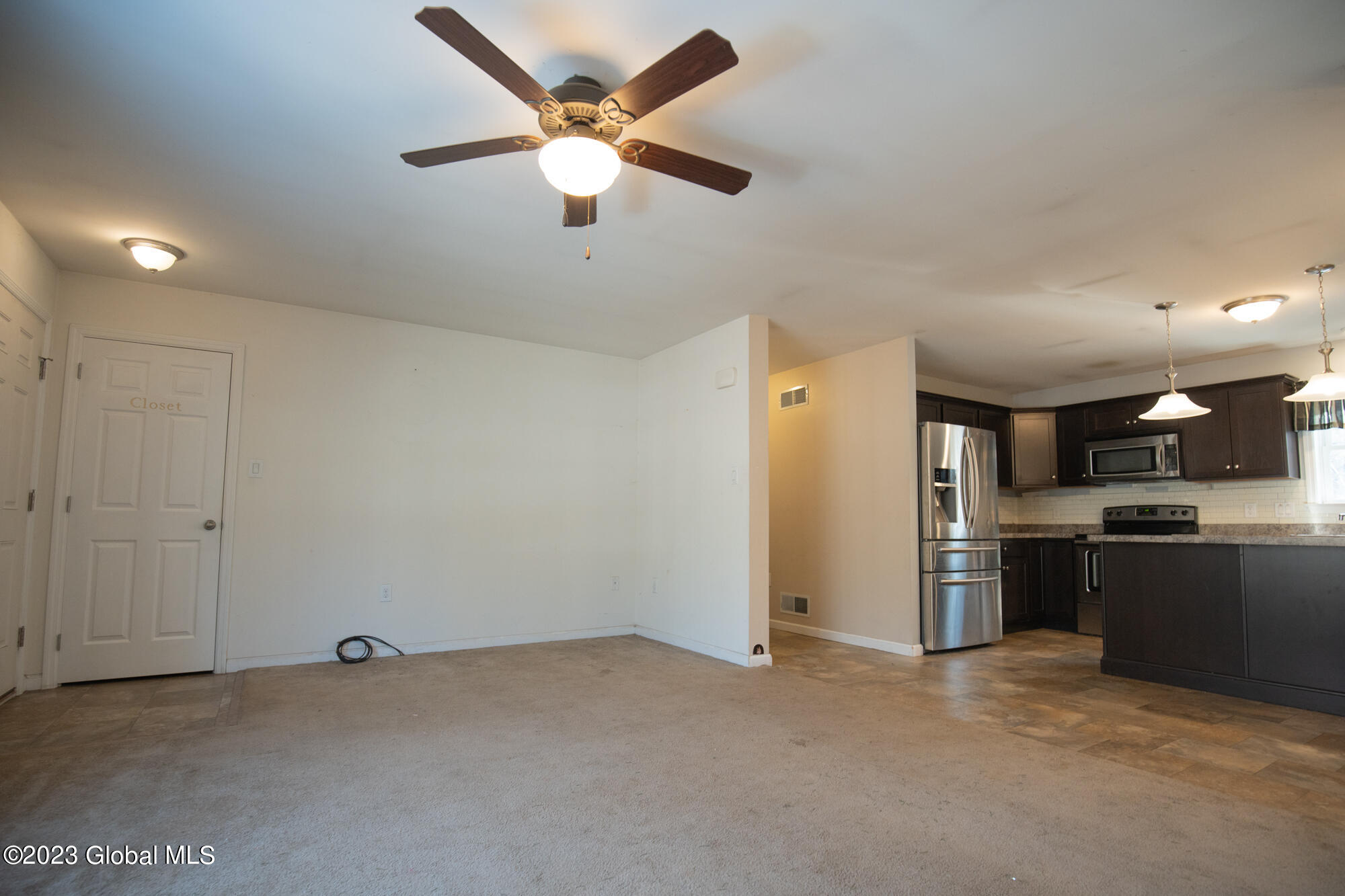 282 Ganesvoort Road - Brad Laustrup (47