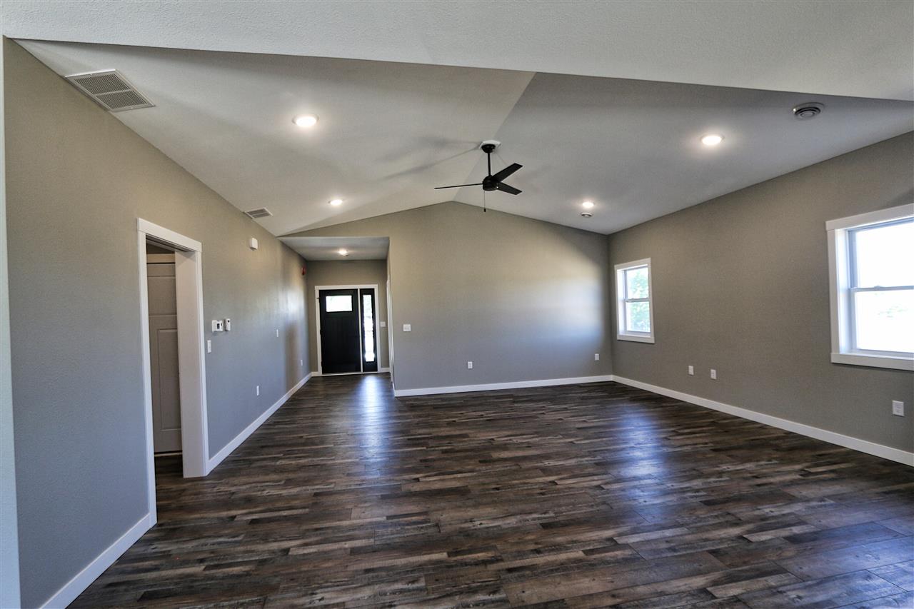 2356 Shagbark Ln Road Decorah, IA 52101 - Photo 6 of 19 Gallery Image 6