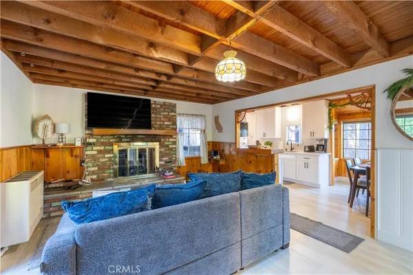 $379,000 | 610 Club House Drive, Twin Peaks, CA 92391