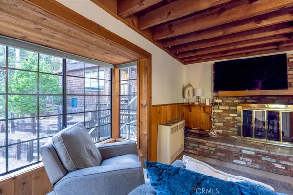 $379,000 | 610 Club House Drive, Twin Peaks, CA 92391