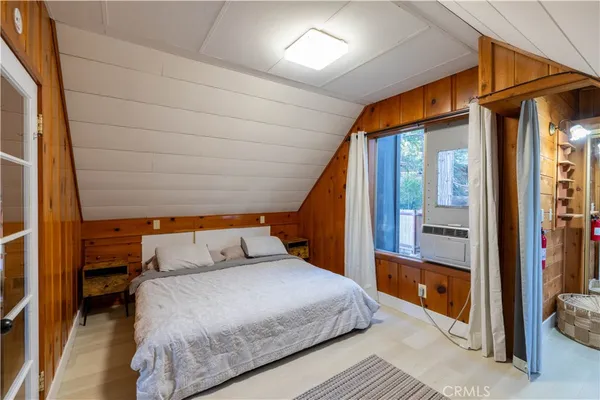 $379,000 | 610 Club House Drive, Twin Peaks, CA 92391