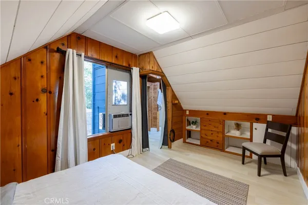 $379,000 | 610 Club House Drive, Twin Peaks, CA 92391